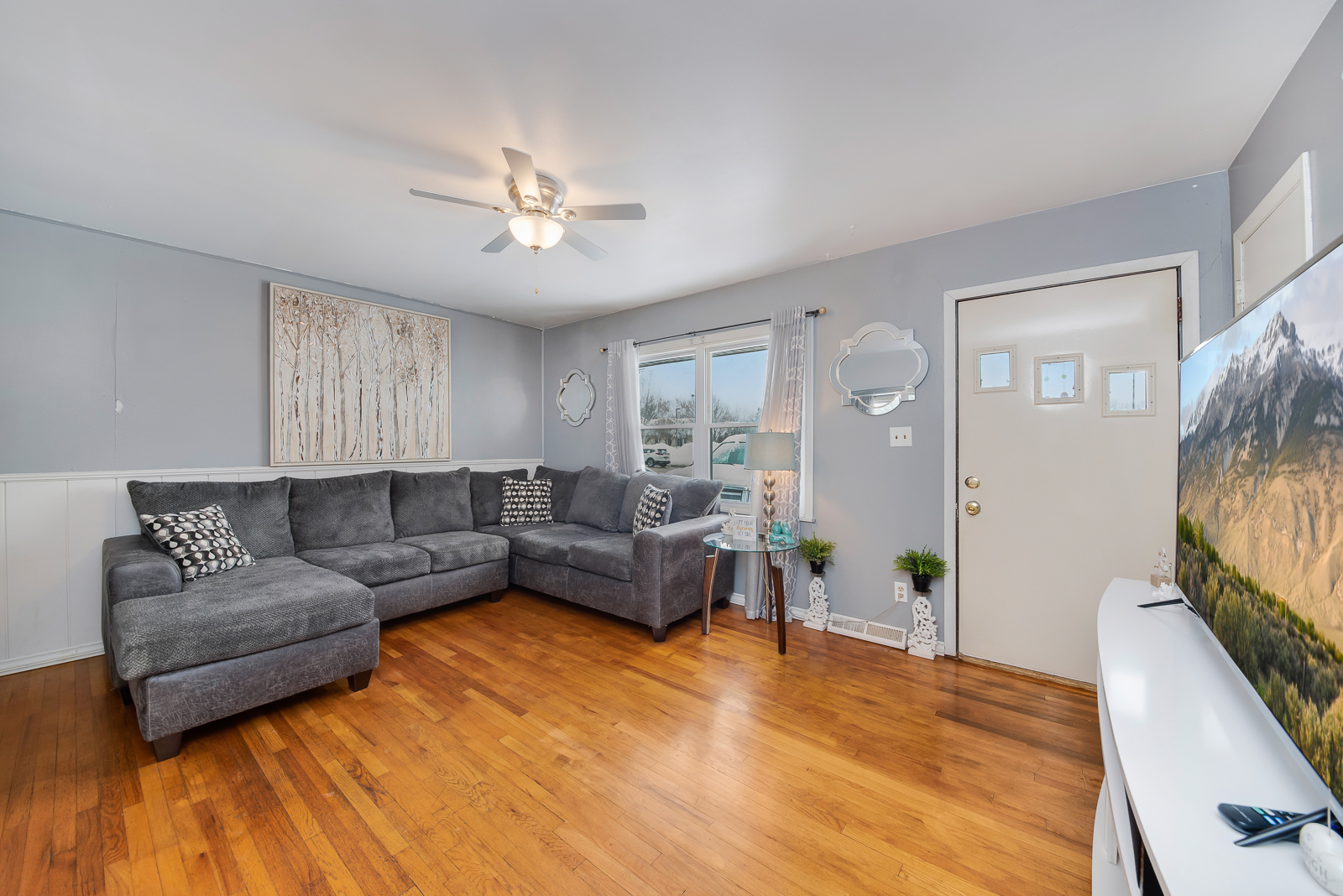 2317 Black Road Joliet, IL 60435 - Photo 2 of 15 Gallery Image 2