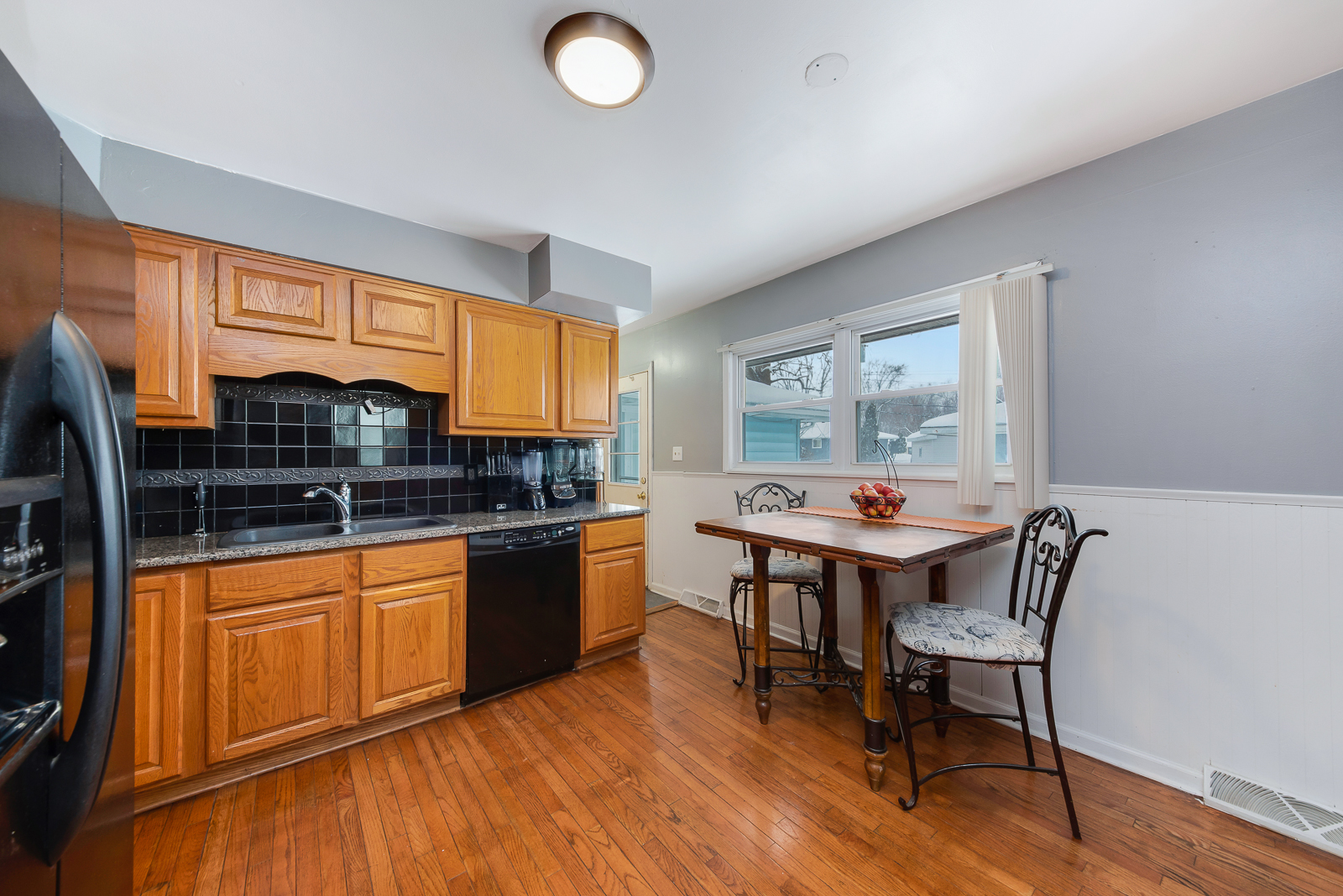 2317 Black Road Joliet, IL 60435 - Photo 5 of 15 Gallery Image 5