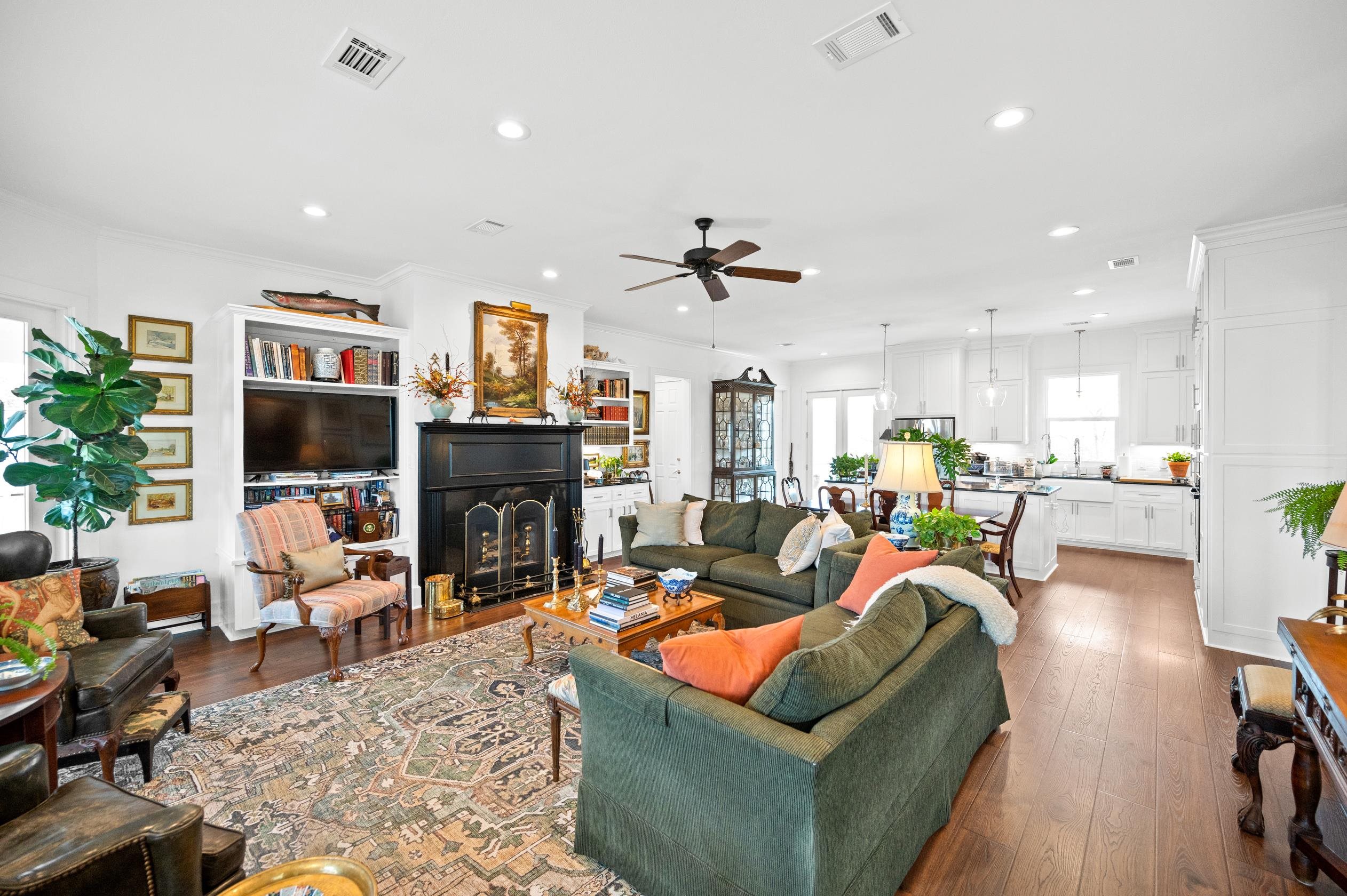 31835 River Road Orange Beach, AL 36561 - Photo 30 of 55 Living Room