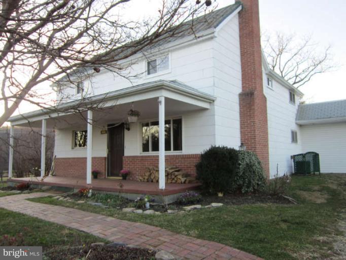 8368 Rocky Springs Road Frederick, MD 21702 - Photo 2 of 17 Exterior (Front)