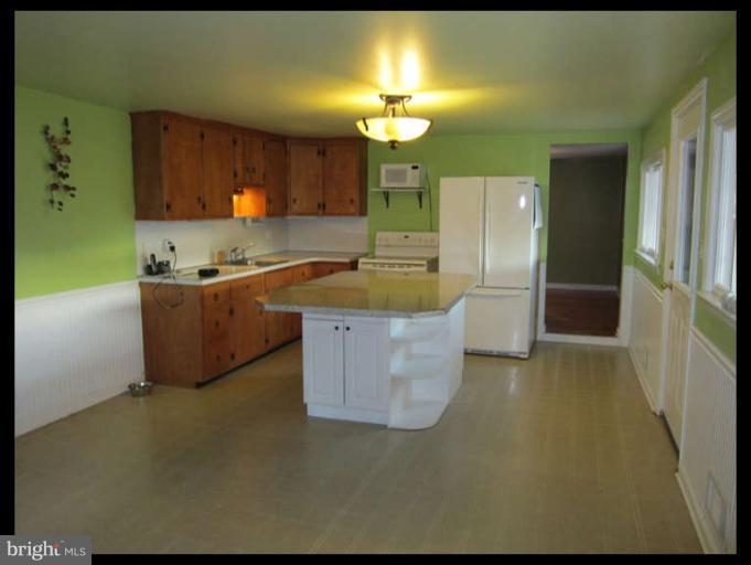 8368 Rocky Springs Road Frederick, MD 21702 - Photo 6 of 17 Kitchen