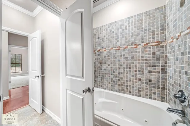 $890,900 | 767 Middleton Road, Stonewall, LA 71078