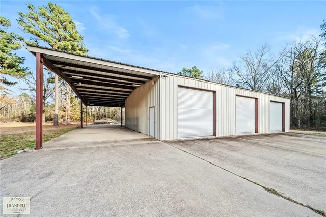 $890,900 | 767 Middleton Road, Stonewall, LA 71078