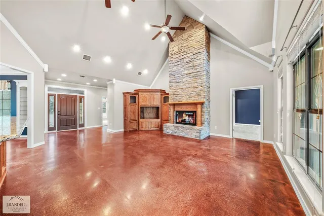 $890,900 | 767 Middleton Road, Stonewall, LA 71078