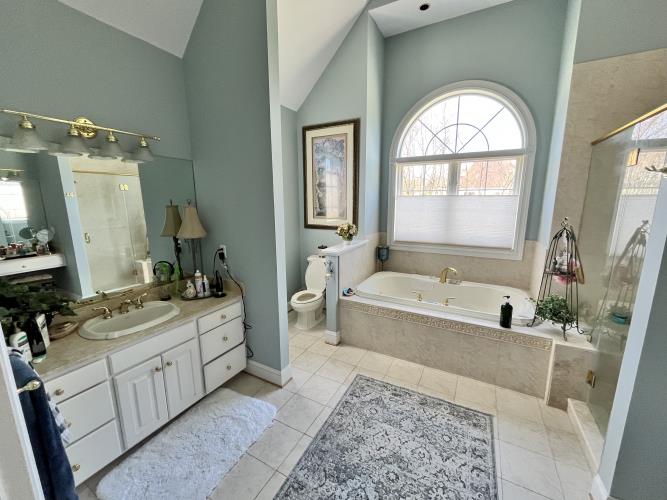 5 Westmont Road Wethersfield, CT 06109 - Photo 7 of 23