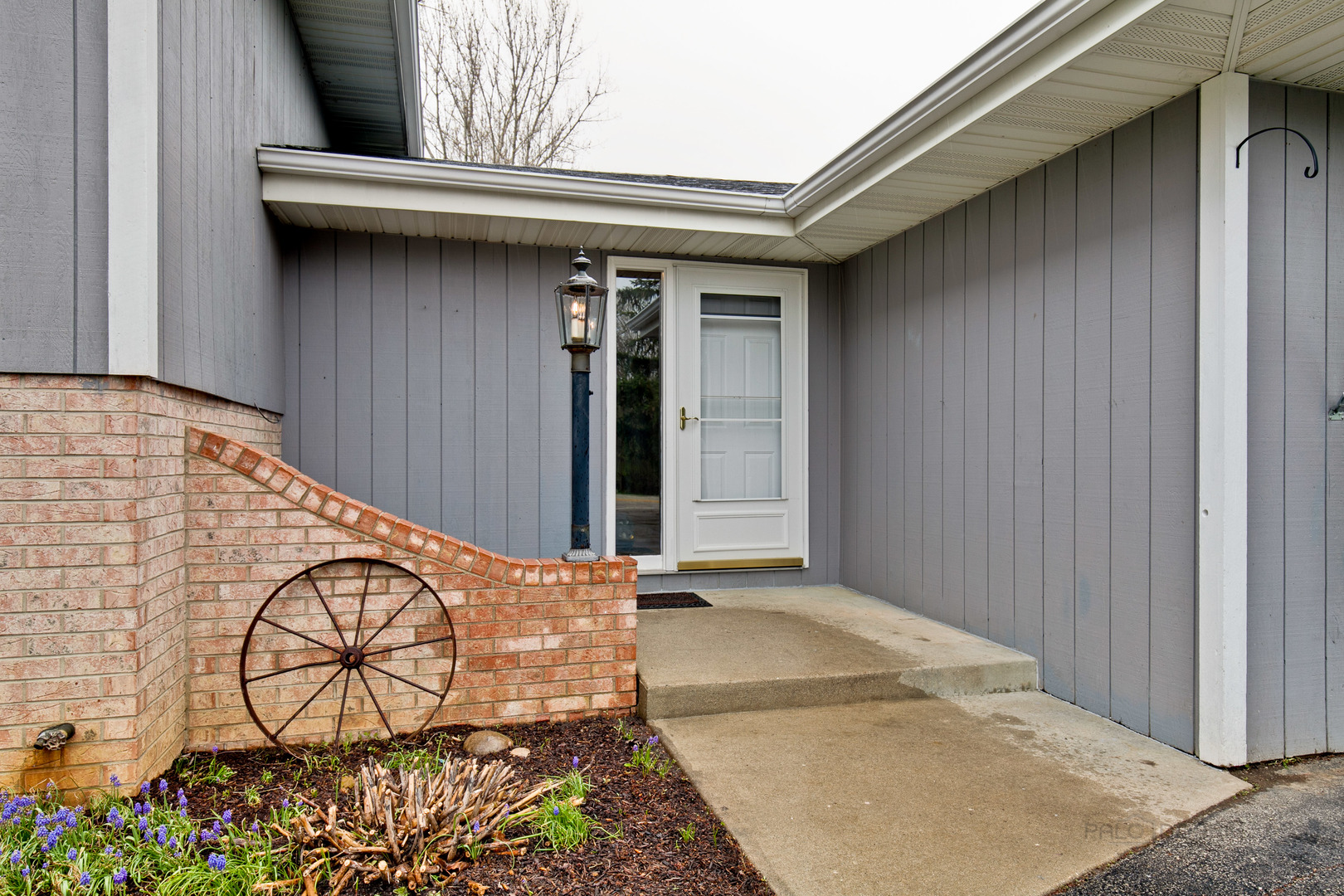 28176 Brandenburg Road Ingleside, IL 60041 - Photo 2 of 34