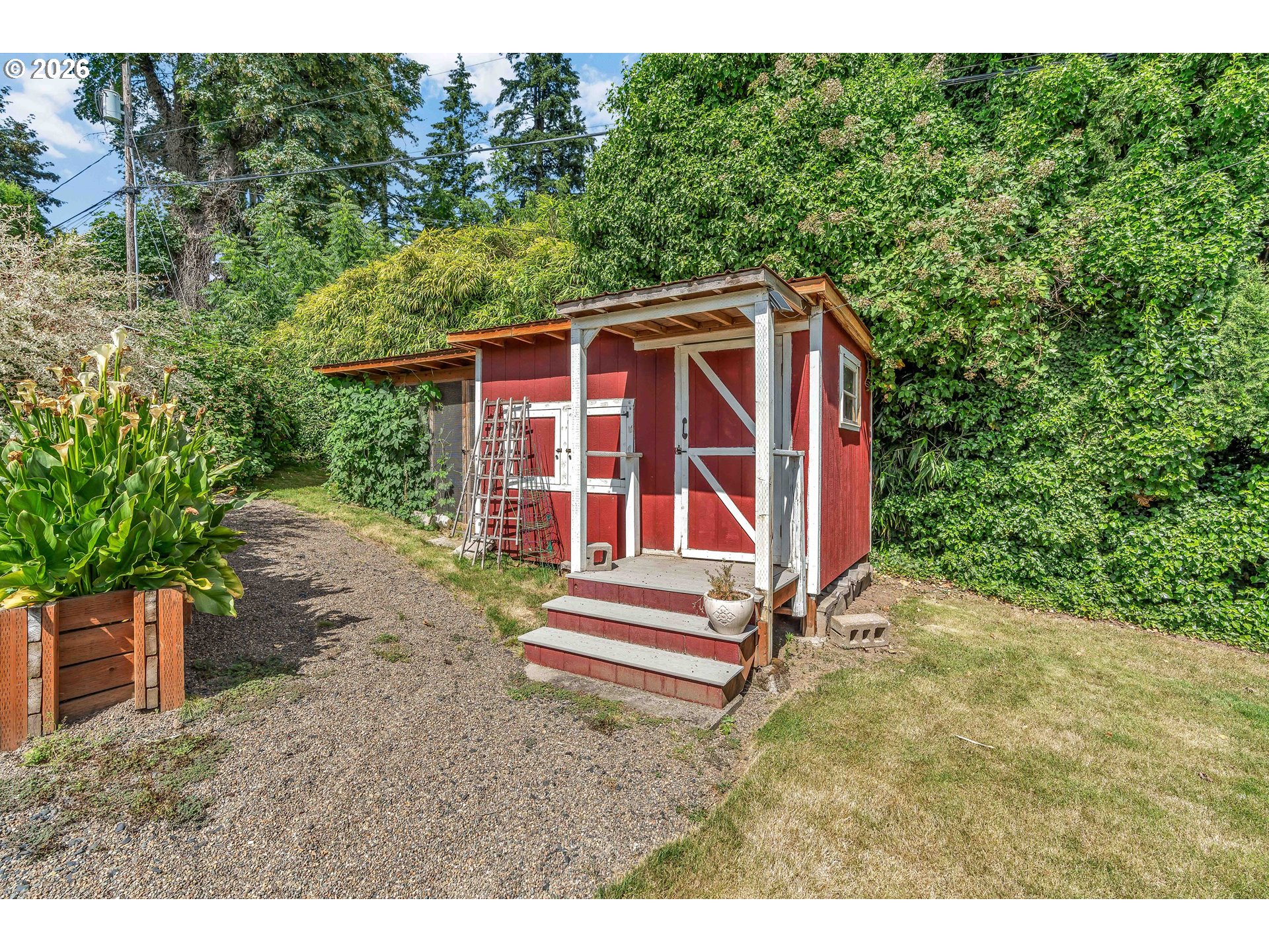 8025 Southwest Schiller Road Portland, OR 97225 - Photo 45 of 48