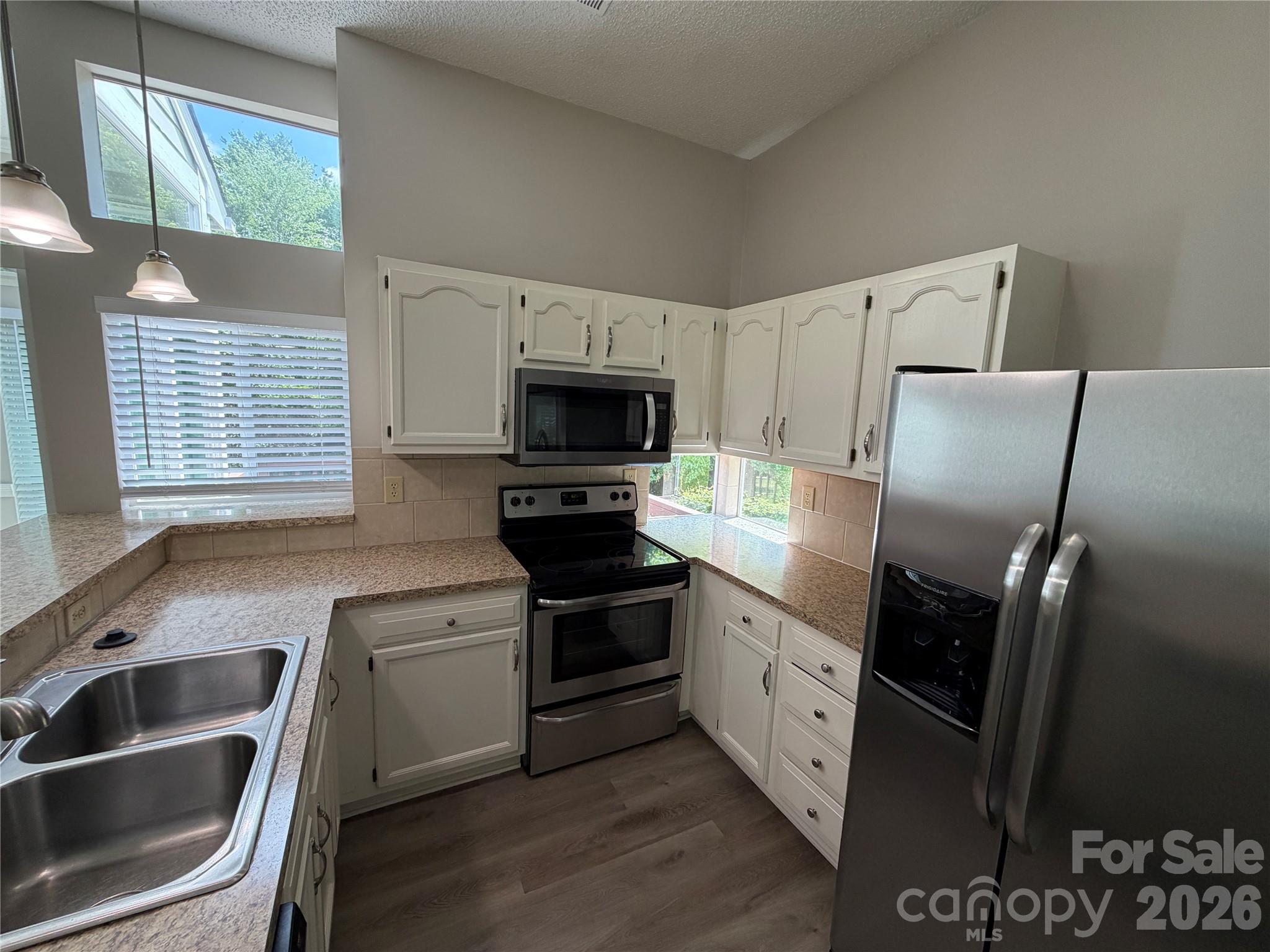 3323 Chistow Road Matthews, NC 28105 - Photo 7 of 17