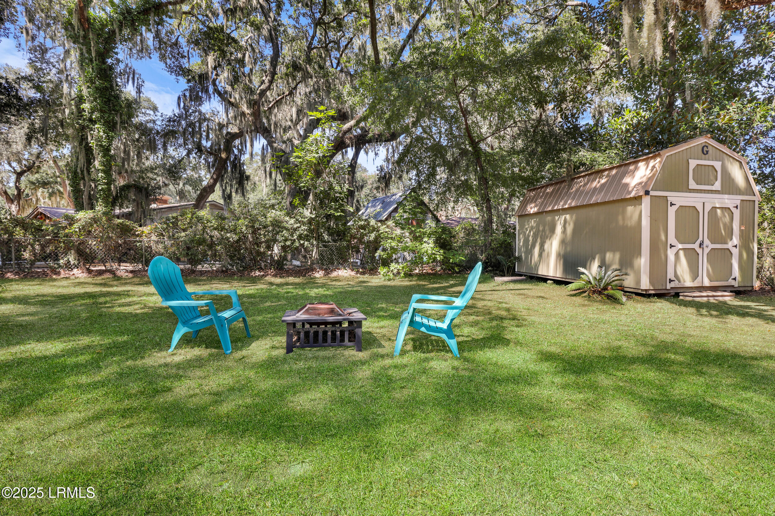 1704 Camellia Road Beaufort, SC 29902 - Photo 35 of 36 Have Smore Fun at Camellia's Place