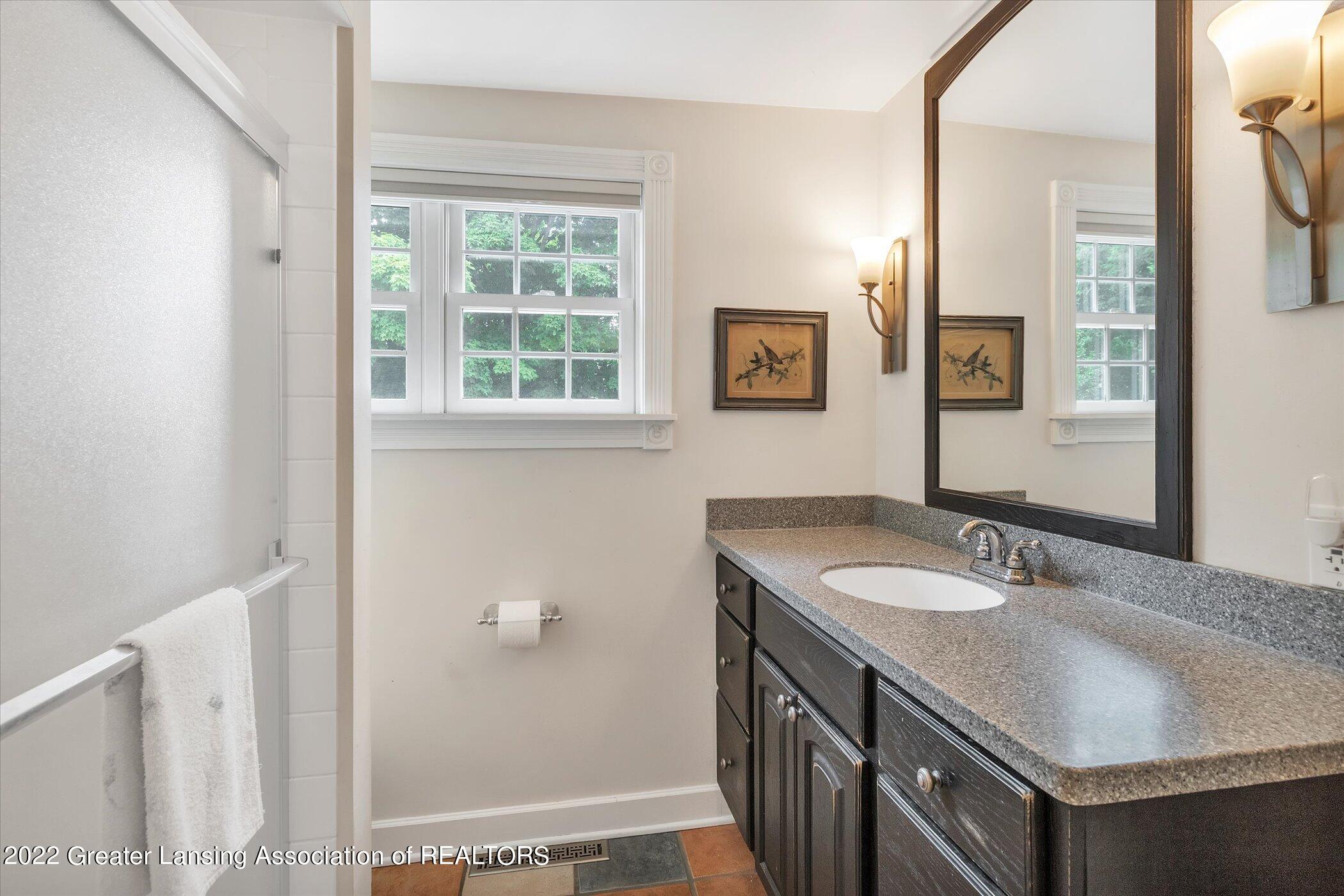 2621 Dobie Road Mason, MI 48854 - Photo 31 of 55 Bath