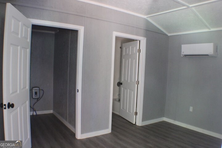 480 River Road Eastman, GA 31023 - Photo 10 of 23 a view of a hallway with wooden floor