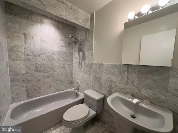 $2,850 | 1017 Oaklyn Court, Voorhees, NJ 08043