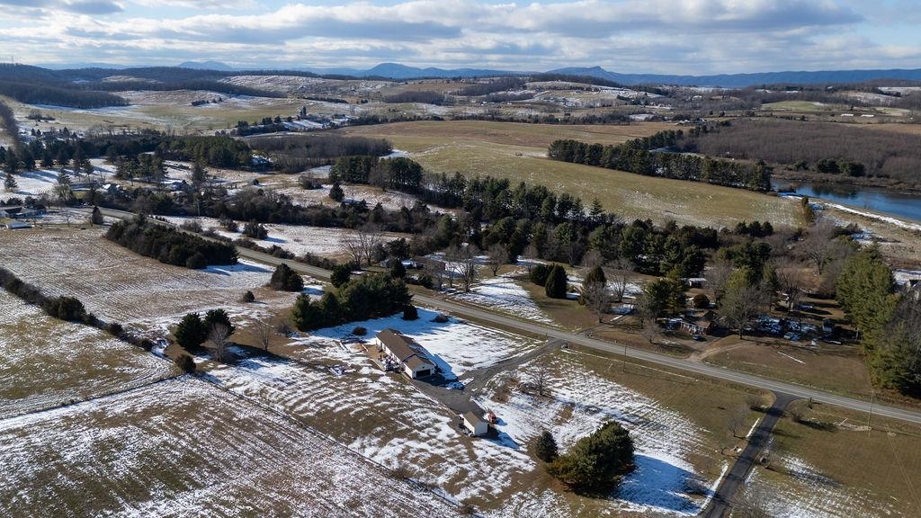 264 Steeles Fort Road Raphine, VA 24472 - Photo 46 of 50 a view of a city