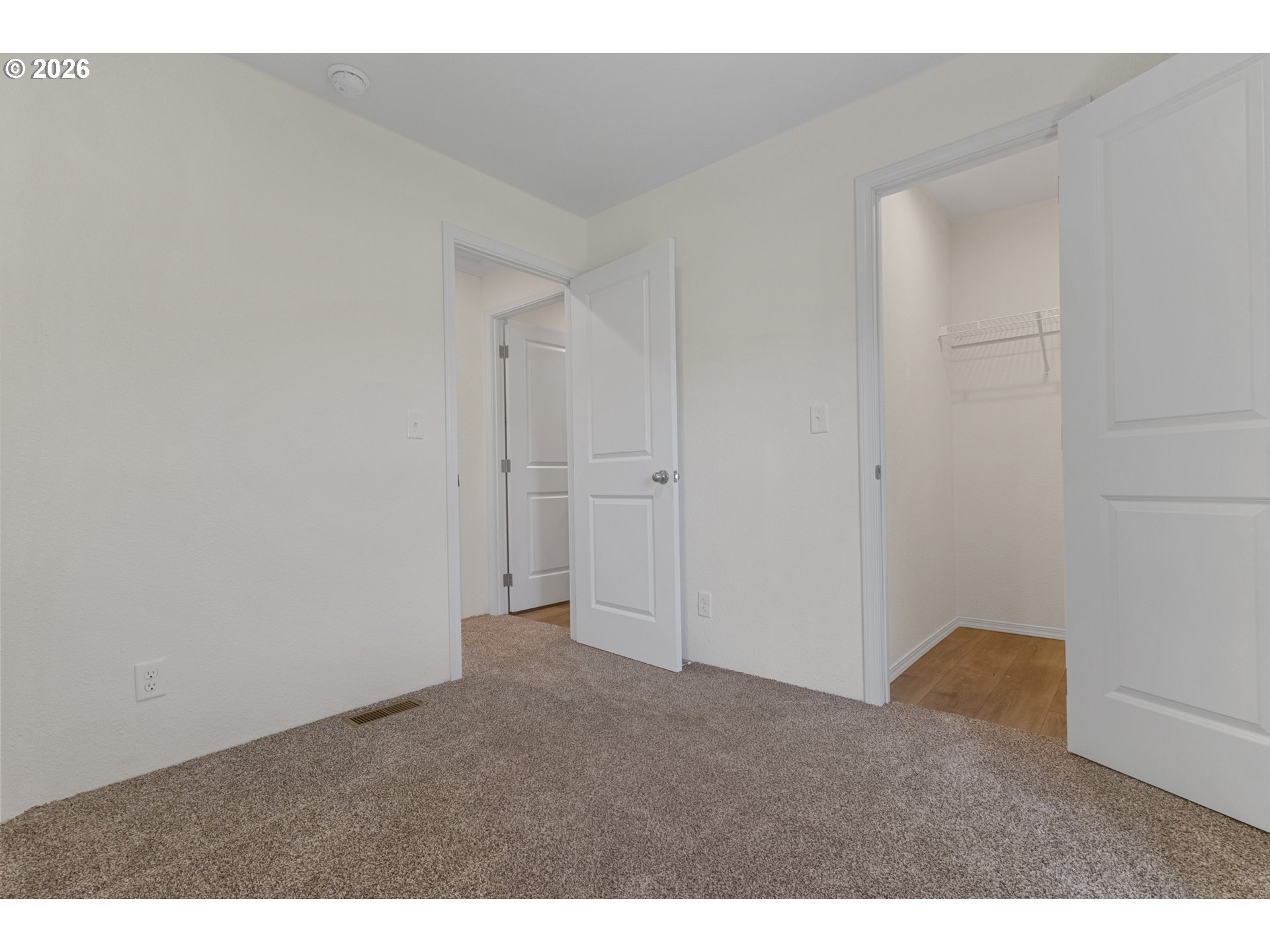 365 Mountain View Road Sweet Home, OR 97386 - Photo 17 of 32 a view of an empty room
