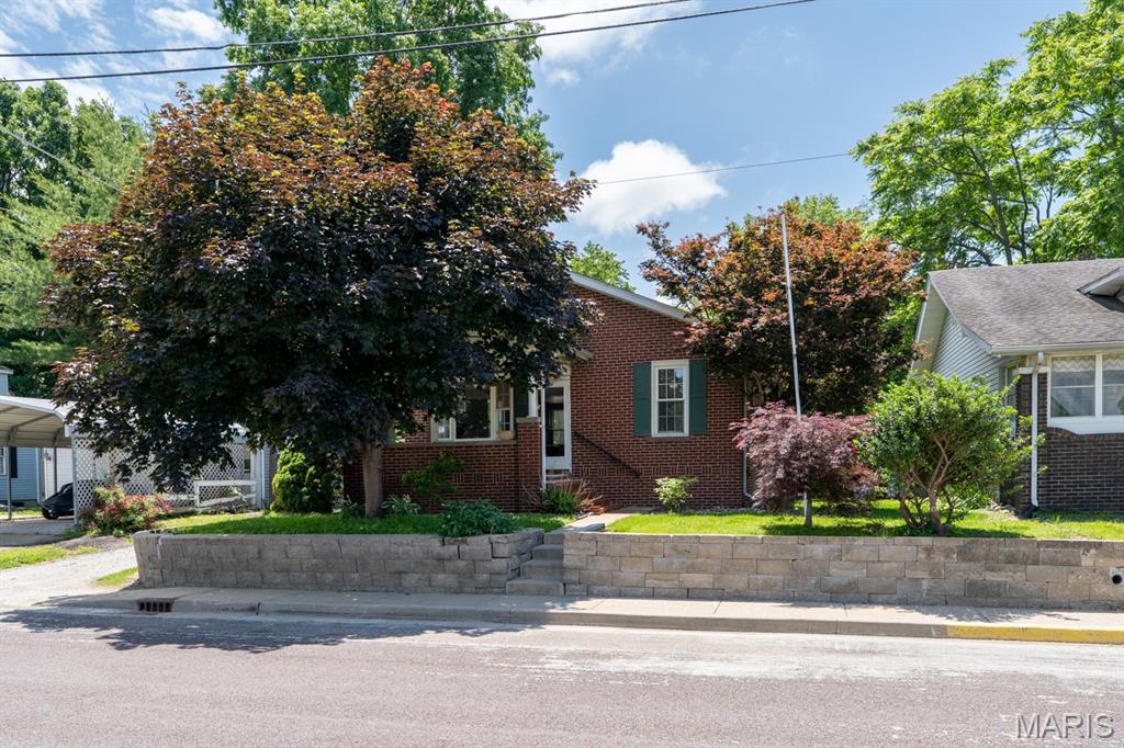 100 West 3rd Street Hartford, IL 62048 - Photo 6 of 38