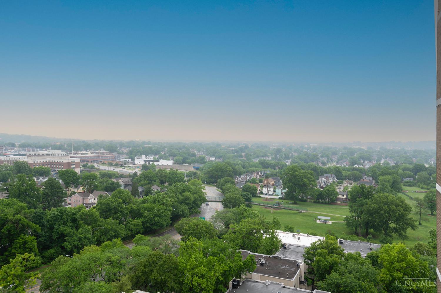 2444 Madison Road, Unit 1509 Cincinnati, OH 45208 - Photo 13 of 40