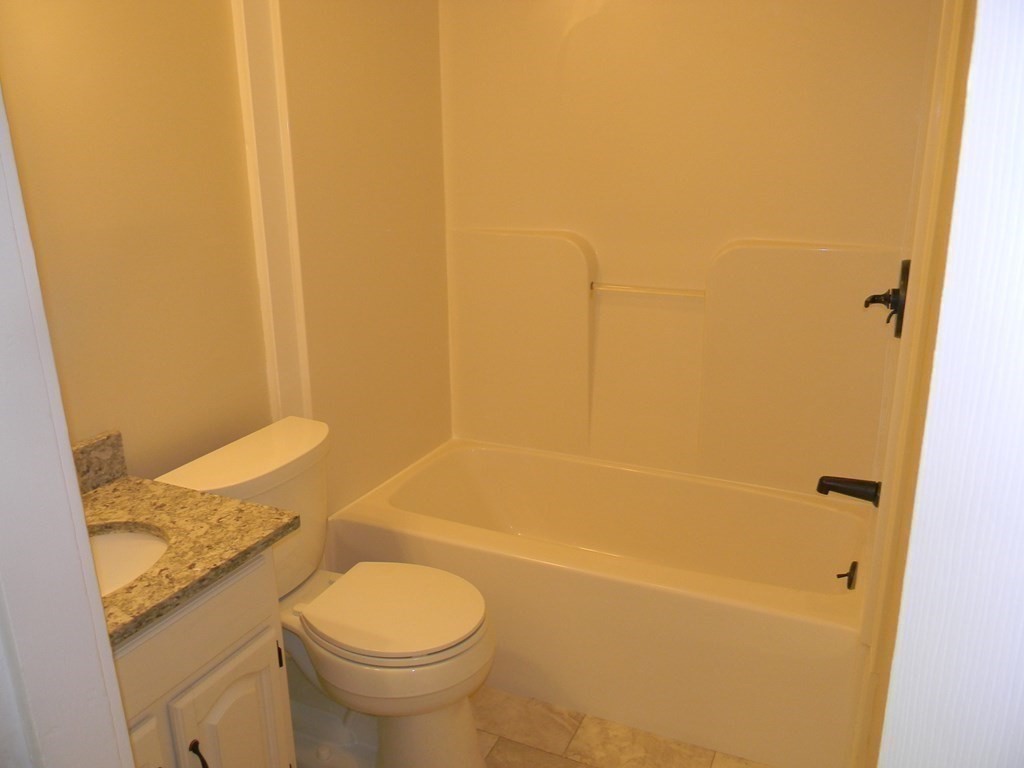 585 Partridgeville Road Athol, MA 01331 - Photo 11 of 27