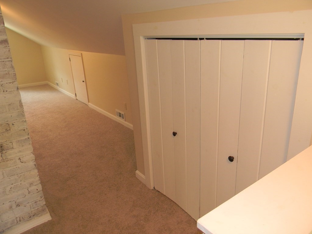 585 Partridgeville Road Athol, MA 01331 - Photo 17 of 27