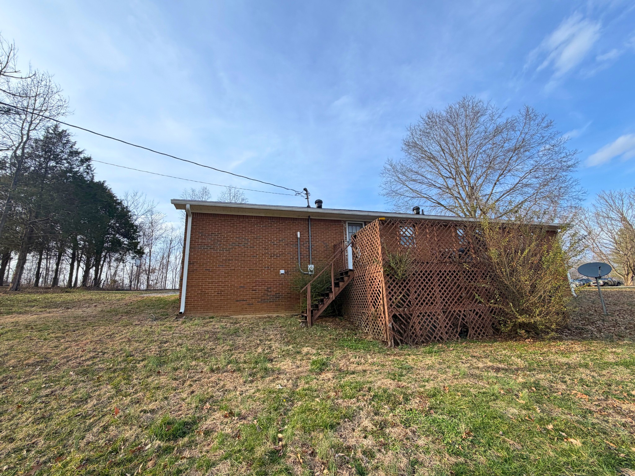 160 Allen Road Drakesboro, KY 42337 - Photo 13 of 15 a view of a garage