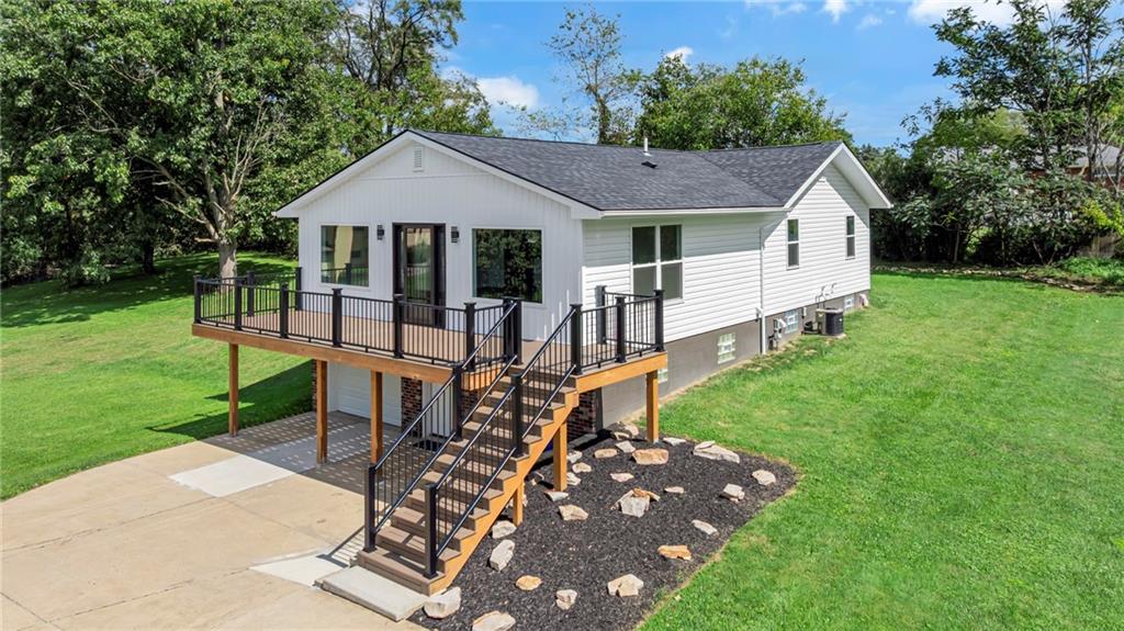 1289 Chestnut Street Monaca, PA 15061 - Photo 2 of 42 Gallery Image 2