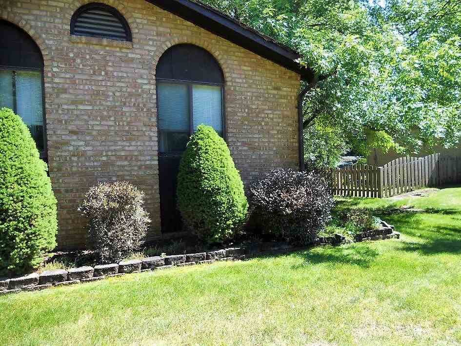1920 Washington Road Rochester, MI 48306 - Photo 30 of 48 31324427-29.JPG