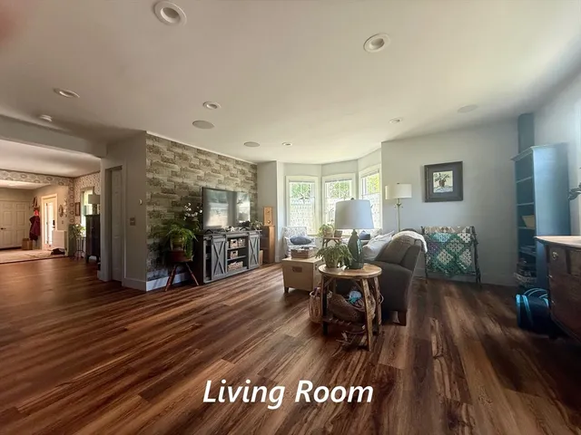 $750,000 | 295 Jacksonville Road, Colrain, MA 01340