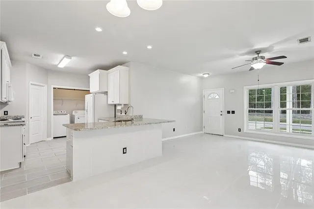 $1,800 | 212 Fountains Park Boulevard, Mandeville, LA 70448