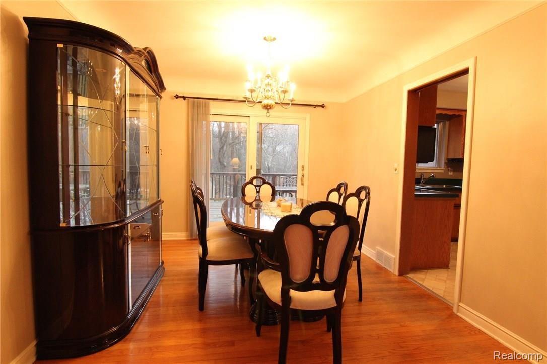 672 Old Perch Road Rochester, MI 48309 - Photo 14 of 52 IMG_7056.jpg