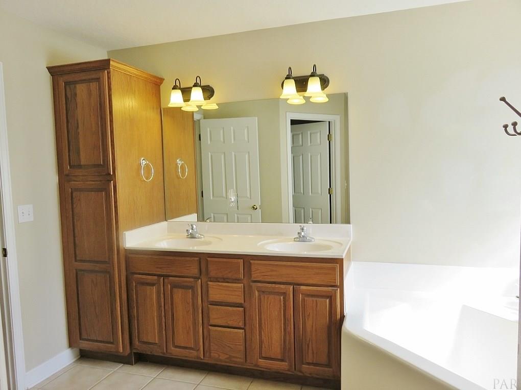 2332 Panhandle Trail Navarre, FL 32566 - Photo 16 of 23