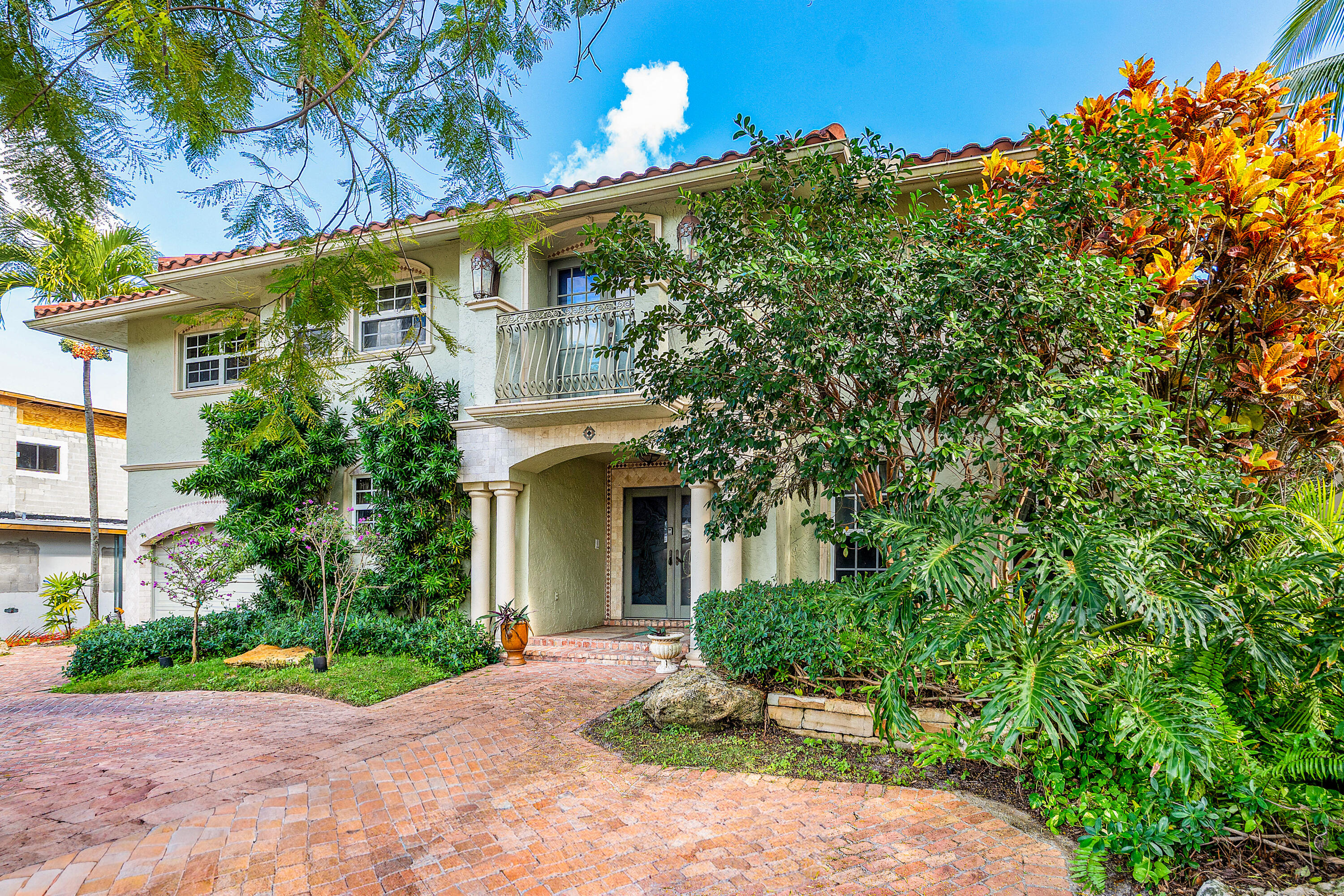 434 Northwest 7th Avenue Boca Raton, FL 33486 - Photo 4 of 46 002-434Northwest7thAvenue-BocaRaton-FL-3