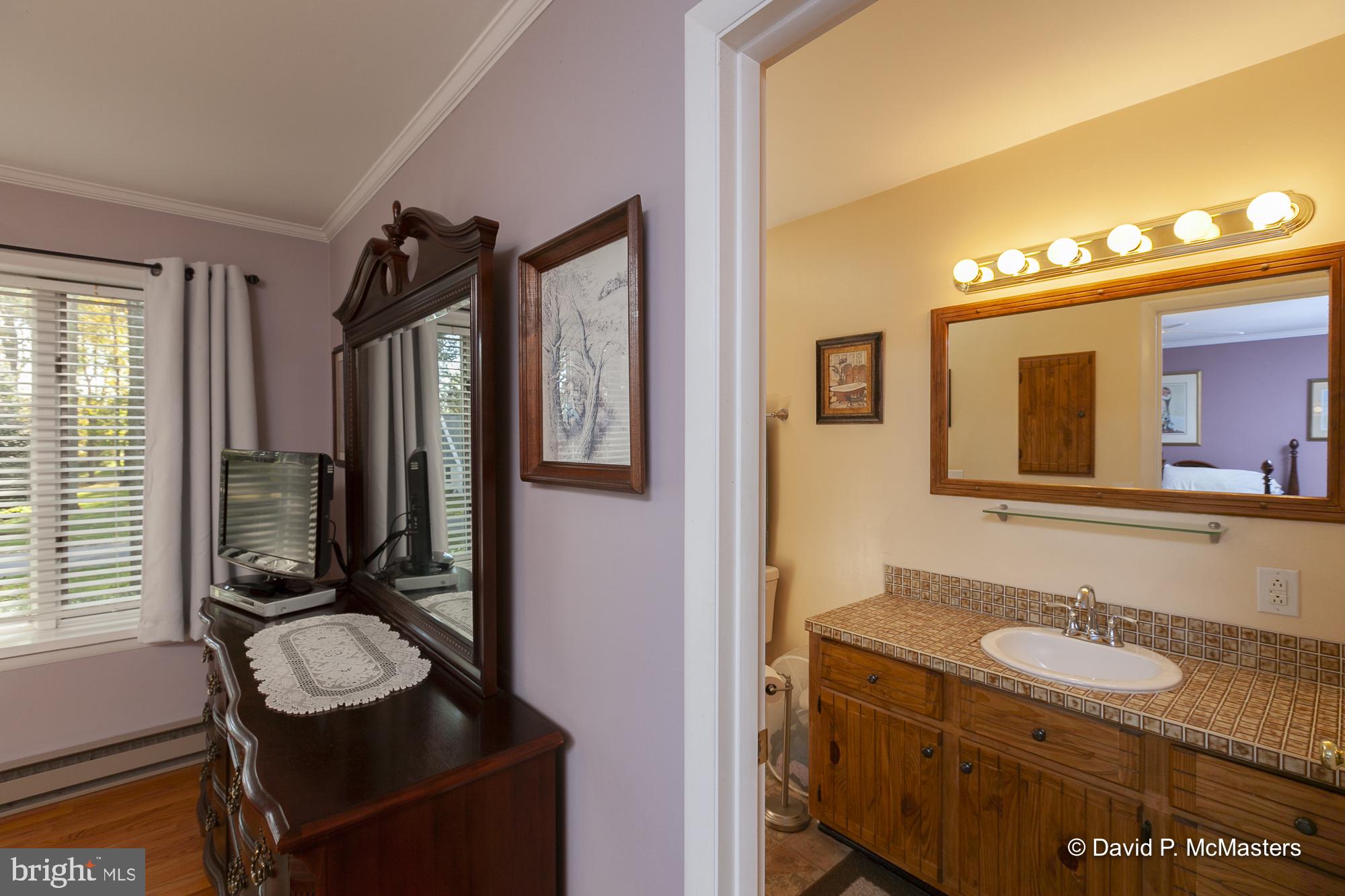 41 Kinlock Road Inwood, WV 25428 - Photo 27 of 44 Master ensuite bathroom.