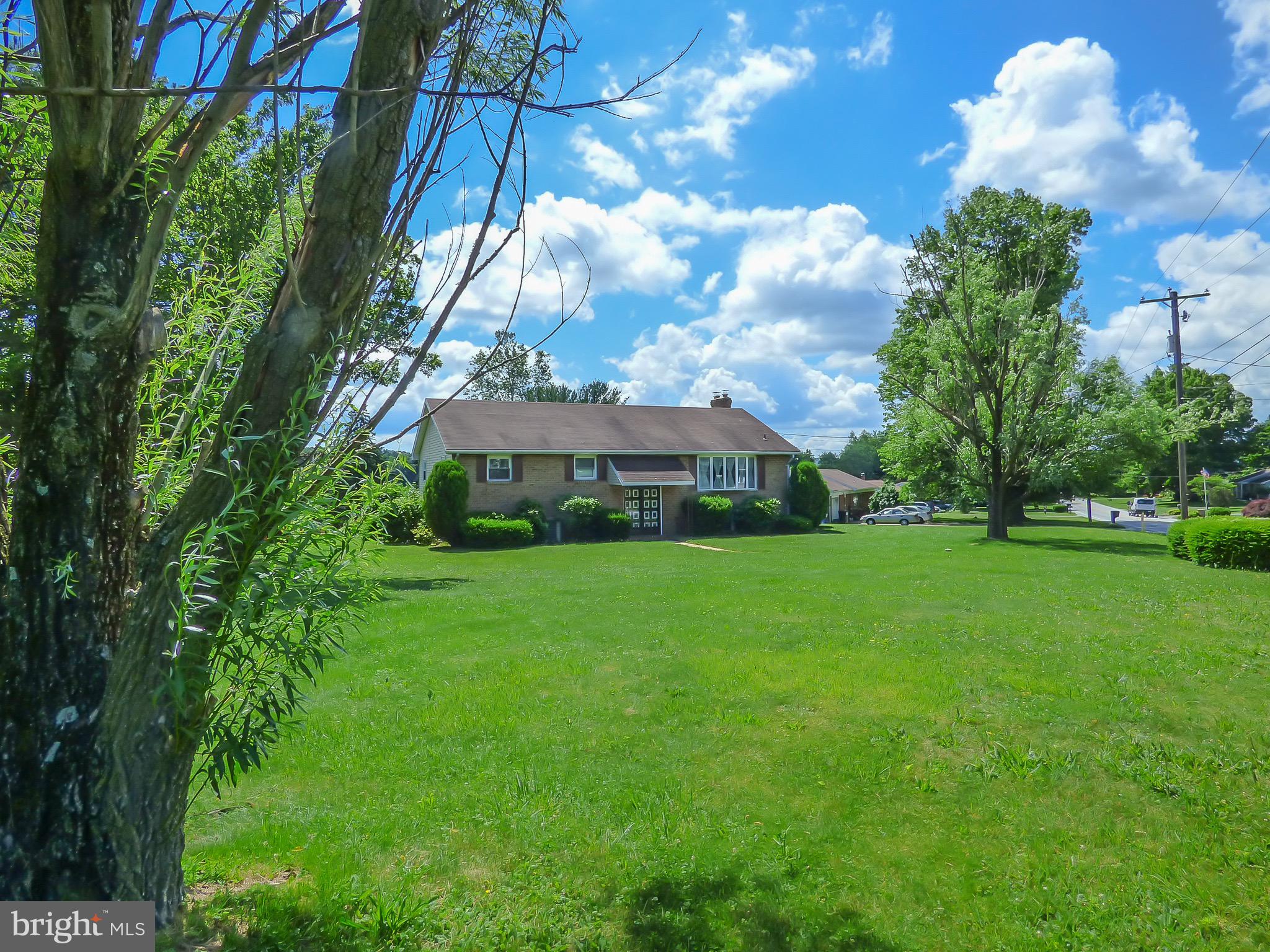 890 Witmer Road York, PA 17406 - Photo 2 of 40 Gallery Image 2