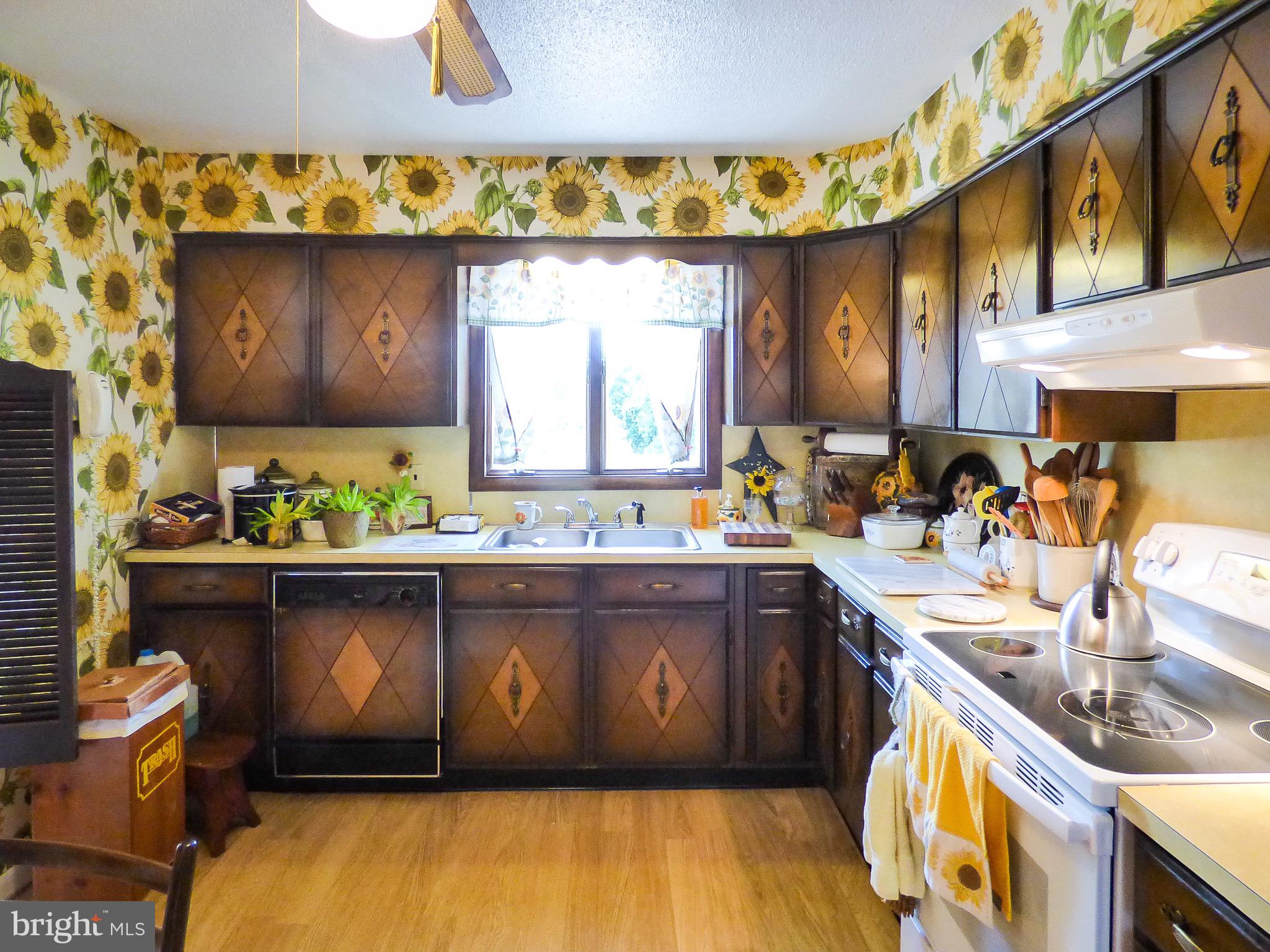 890 Witmer Road York, PA 17406 - Photo 11 of 40 Gallery Image 11