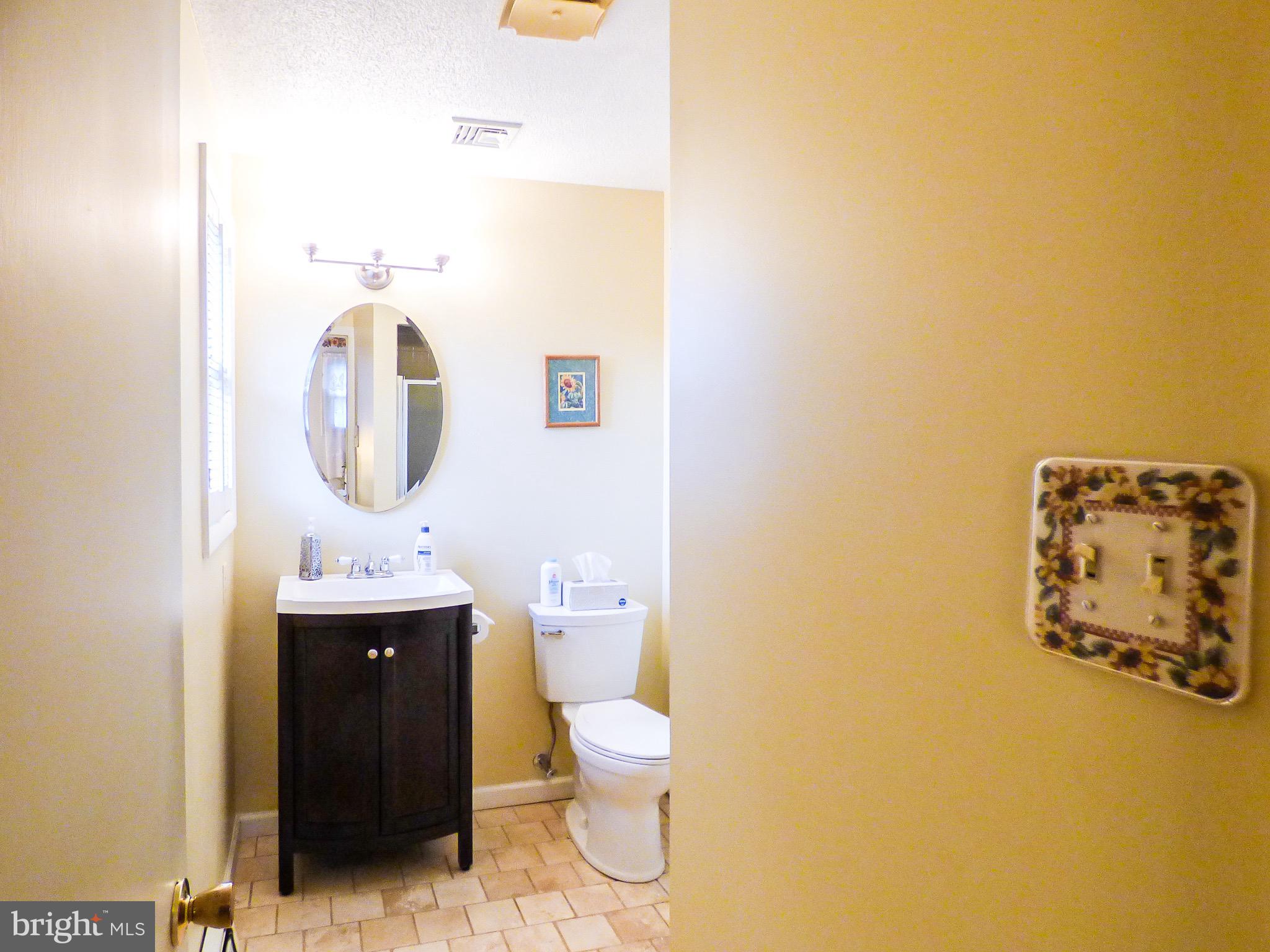 890 Witmer Road York, PA 17406 - Photo 22 of 40 Gallery Image 22