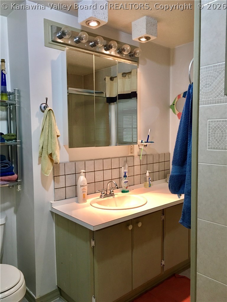 138 Armentrout Road Poca, WV 25159 - Photo 21 of 35 Gallery Image 21