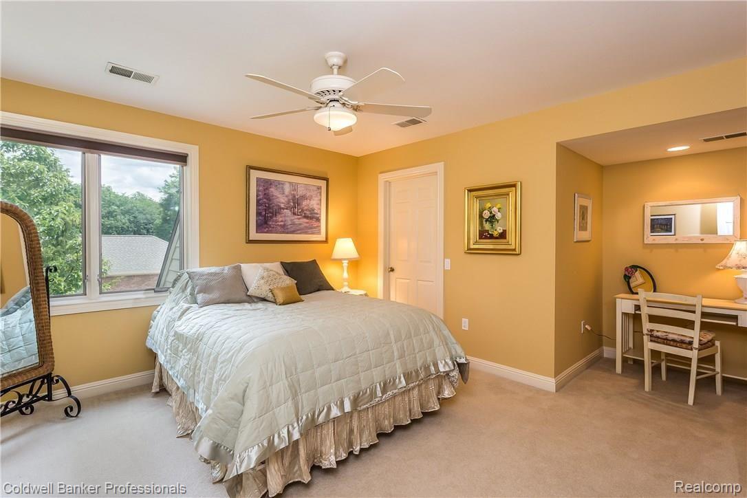 34590 Quaker Valley Road Farmington, MI 48331 - Photo 46 of 85 Jack and Jill Bedroom #3