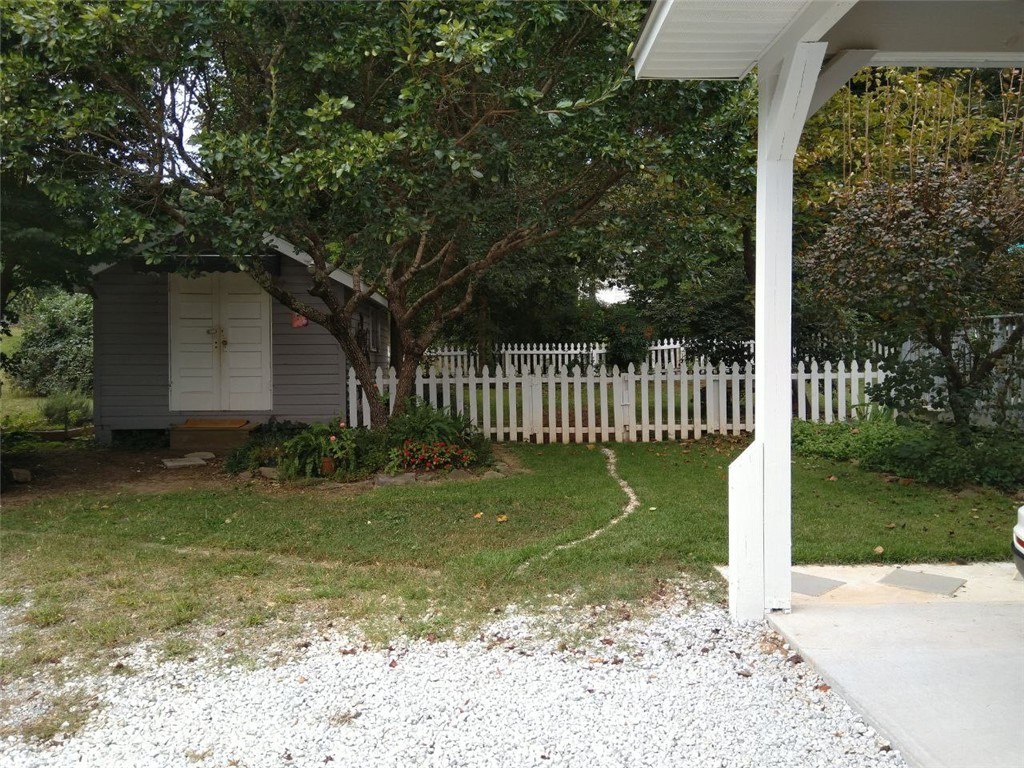 336 South Broad Street Pendleton, SC 29670 - Photo 39 of 44
