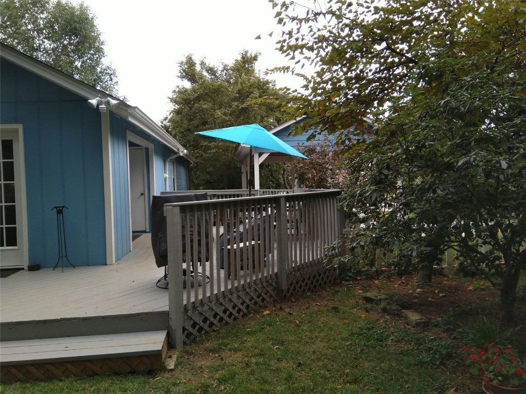 336 South Broad Street Pendleton, SC 29670 - Photo 4 of 44