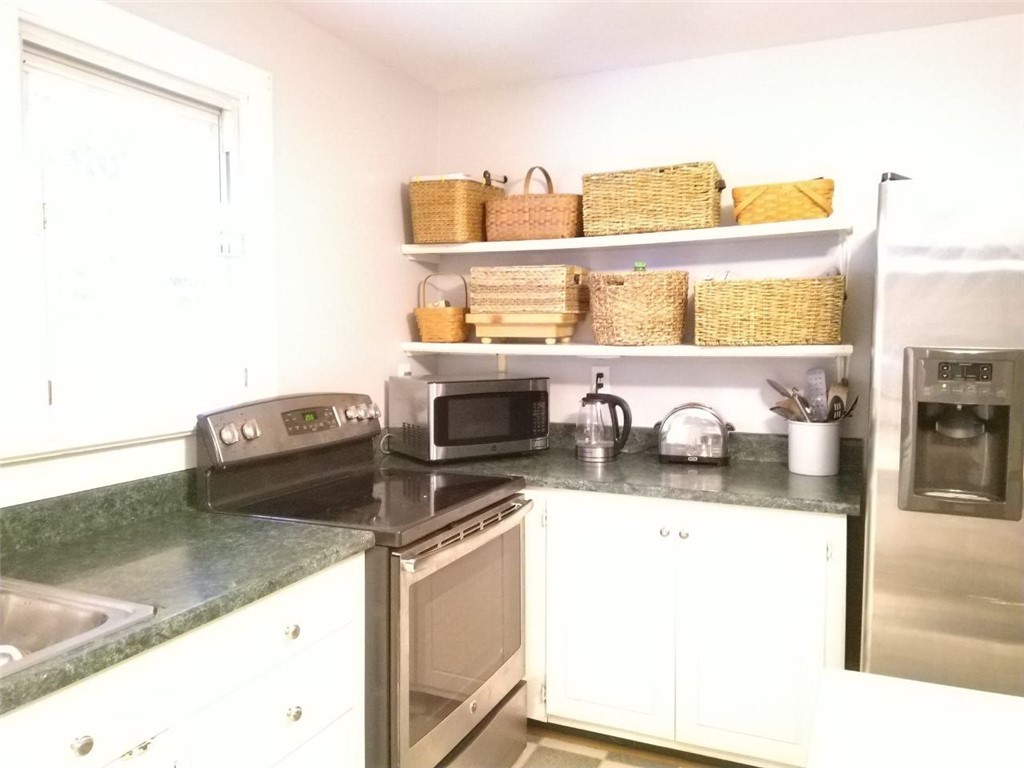 336 South Broad Street Pendleton, SC 29670 - Photo 6 of 44
