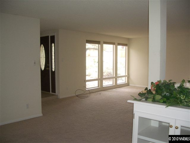 13965 Cochise Drive Reno, NV 89521 - Photo 4 of 13 Photo 4