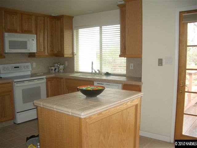 13965 Cochise Drive Reno, NV 89521 - Photo 5 of 13 Photo 5