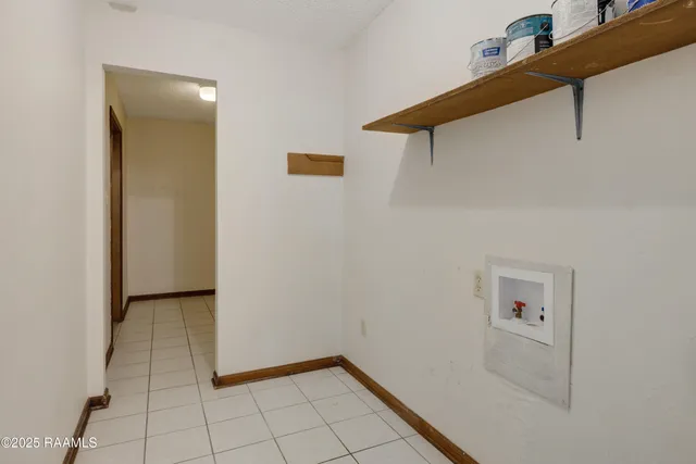 $225,000 | 203 Bonaire Drive, Lafayette, LA 70506