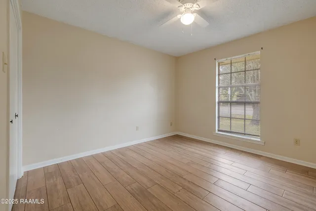 $225,000 | 203 Bonaire Drive, Lafayette, LA 70506