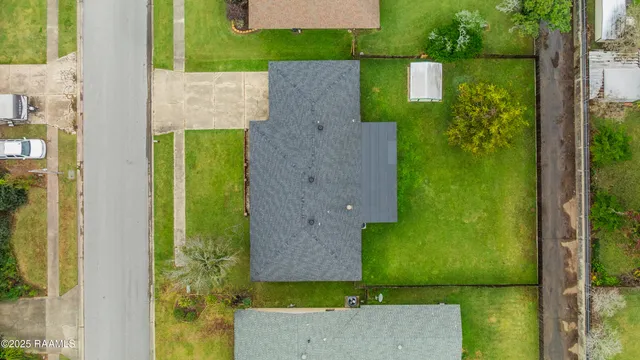 $225,000 | 203 Bonaire Drive, Lafayette, LA 70506