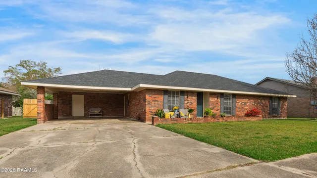 $224,500 | 203 Bonaire Drive, Lafayette, LA 70506