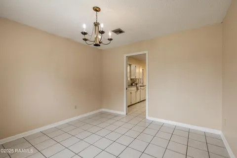 $224,500 | 203 Bonaire Drive, Lafayette, LA 70506