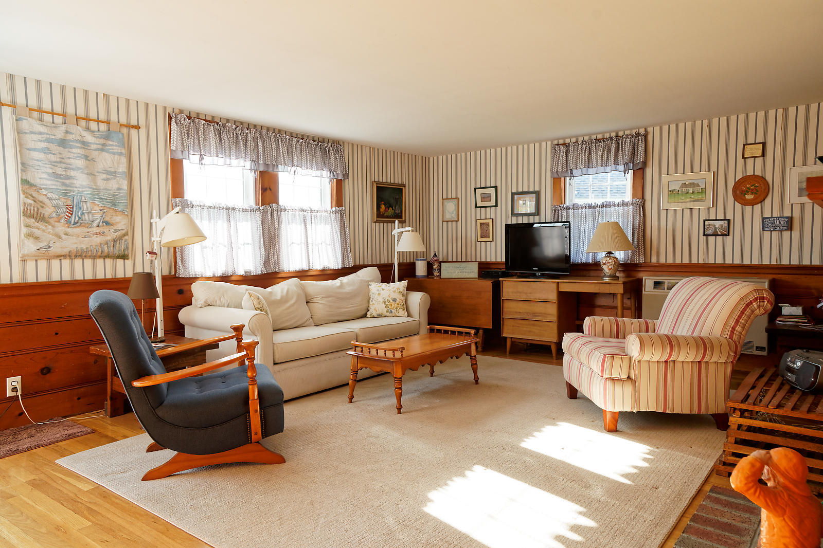1068 Craigville Beach Road Centerville, MA 02632 - Photo 6 of 27 011