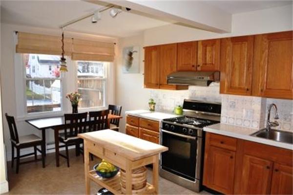 16 Columbia Street Wellesley, MA 02481 - Photo 4 of 13