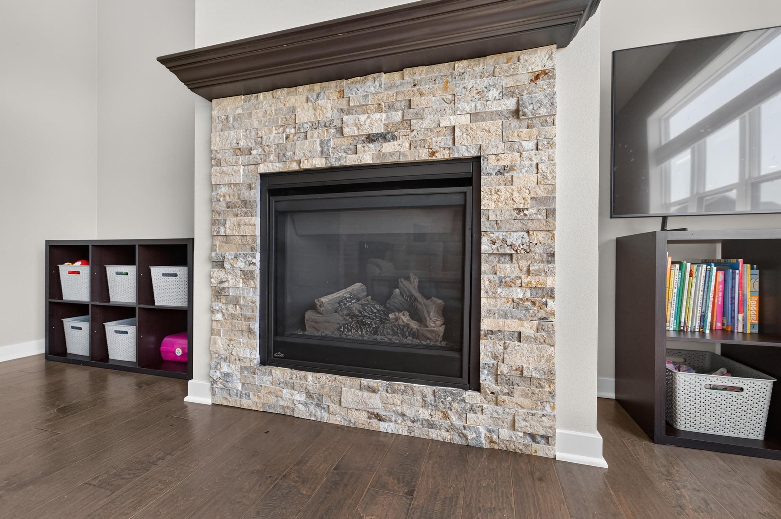 299 Hallmark Way Sun Prairie, WI 53590 - Photo 8 of 35