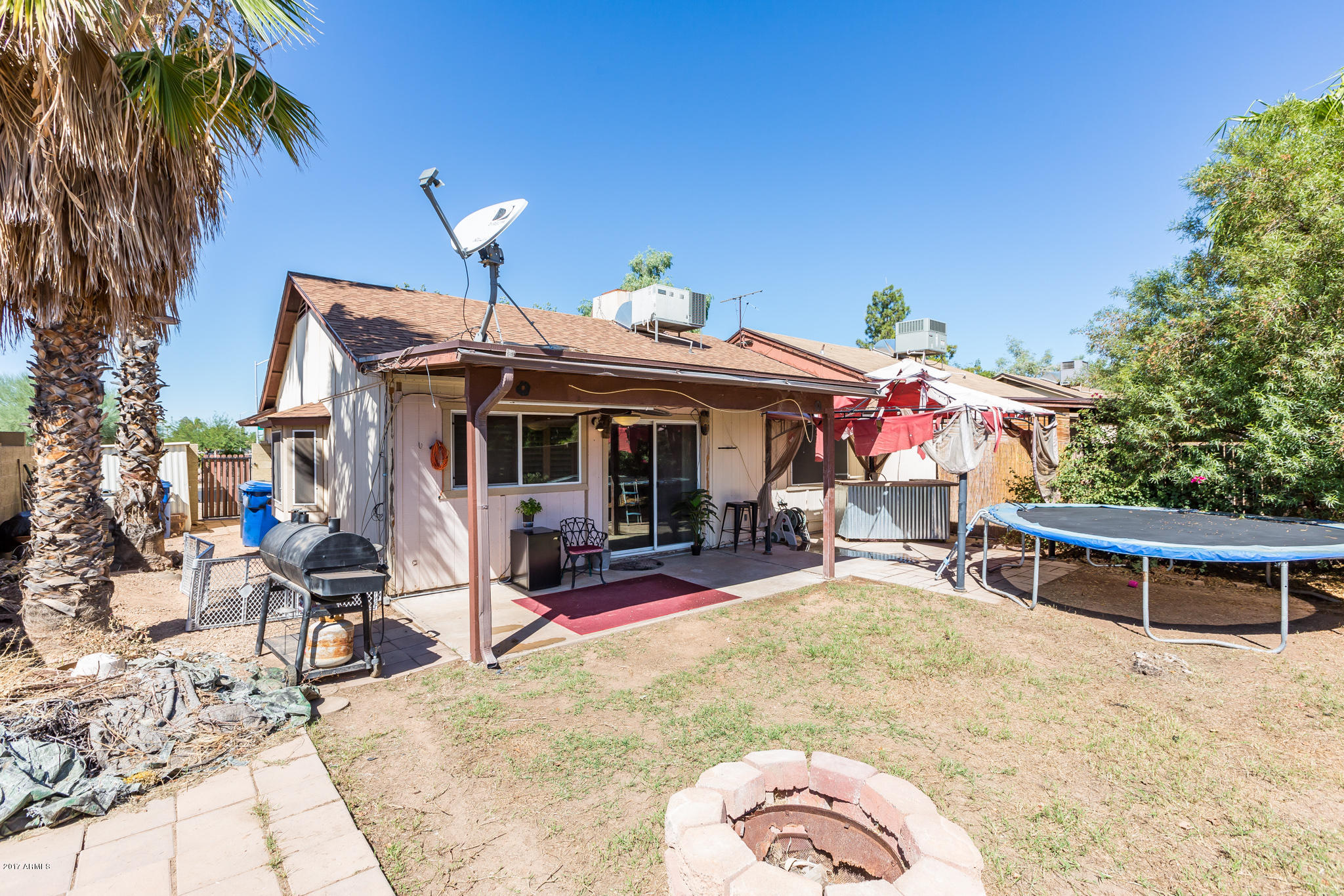 1733 South Roca Mesa, AZ 85204 - Photo 16 of 20 19) BACK OF HOME